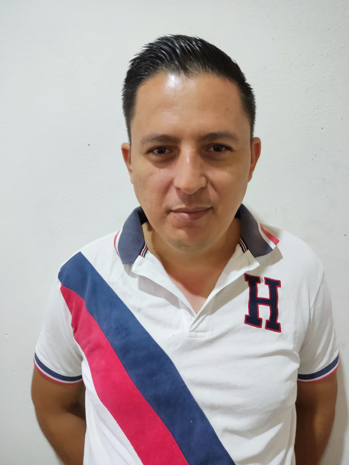 Alan Enrique Sarmiento Paz121.jpg